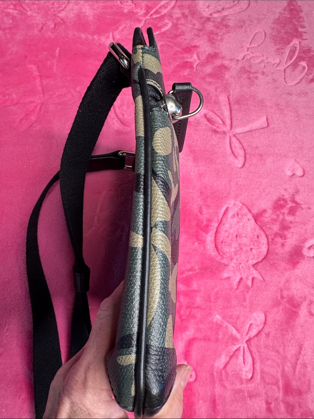 Alexander McQueen Camo Leather Skull Messenger Bag w/ Silver Skull Hardware NWOT - Picture 5 of 13